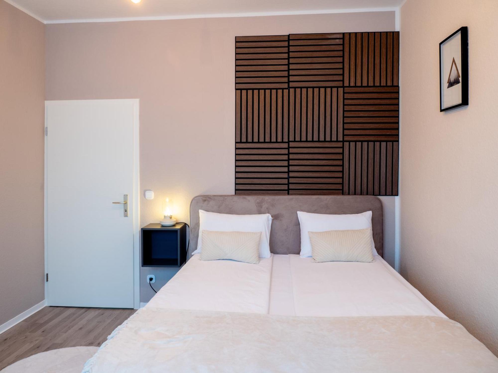 Queens Peak Apartments ケルン エクステリア 写真