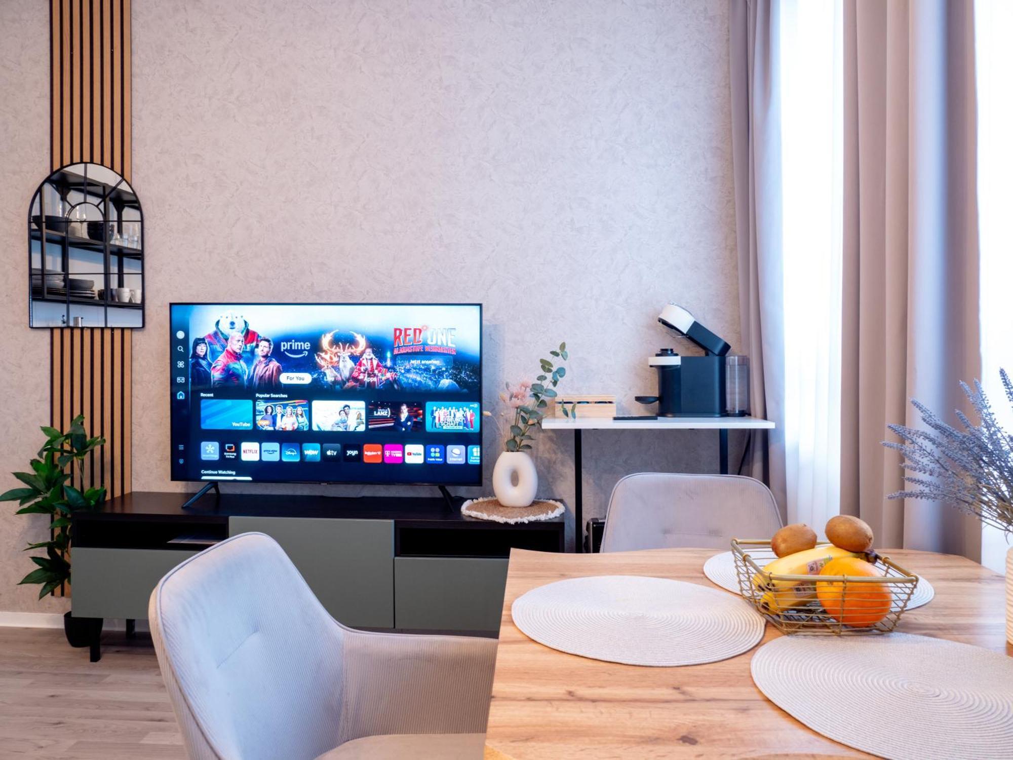 Queens Peak Apartments ケルン エクステリア 写真