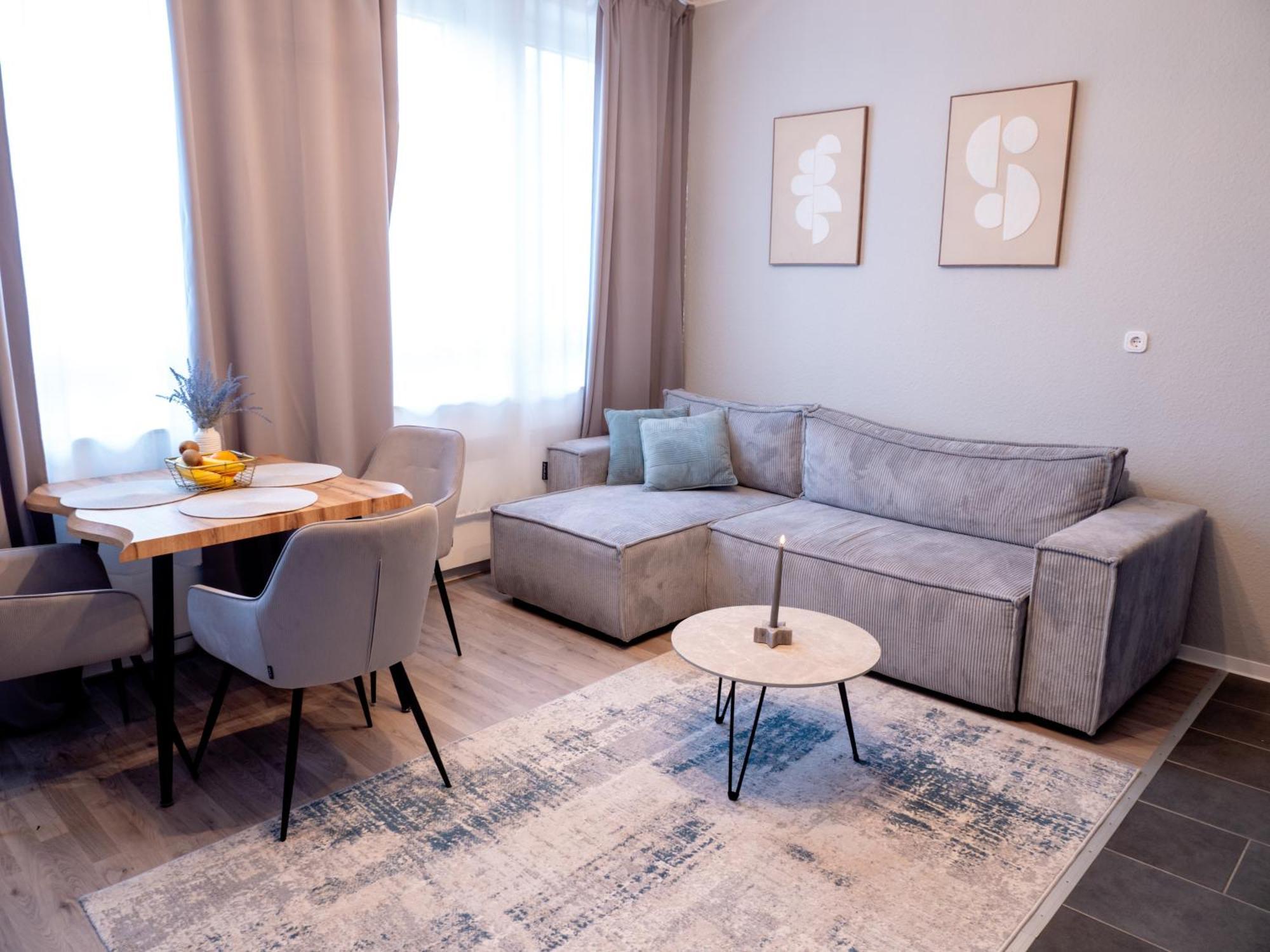 Queens Peak Apartments ケルン エクステリア 写真